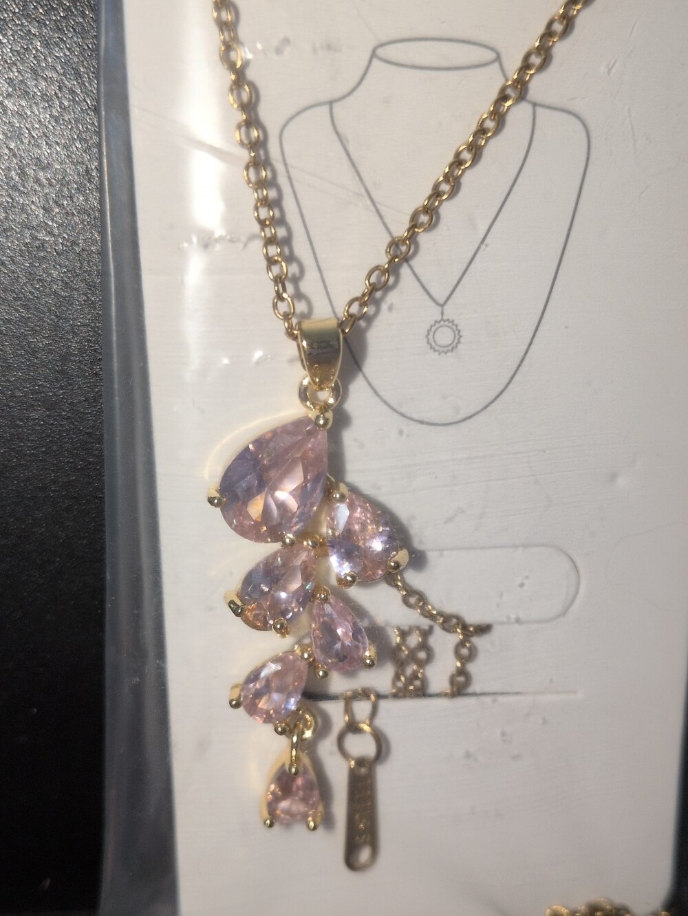 Source Unknown Gold-Tone Necklace with Pink Teardrop Crystals